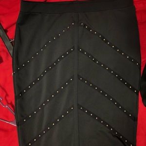 Black and gold midi skirt